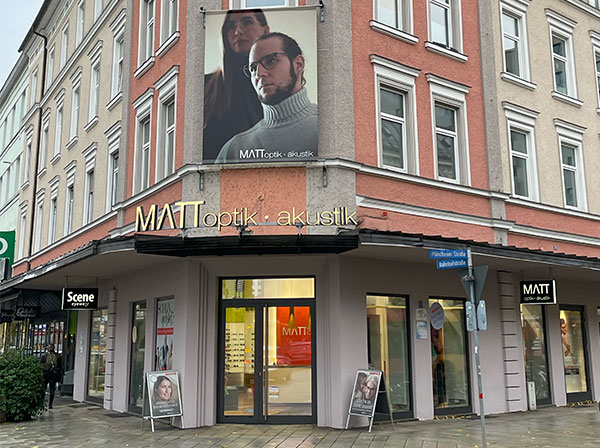 Außenansicht MATT optik • akustik in Rosenheim